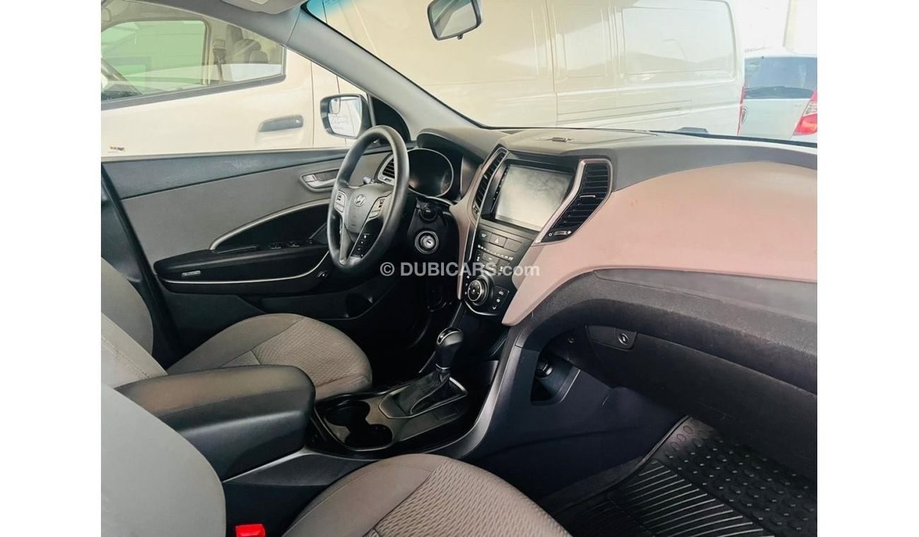 هيونداي سانتا في