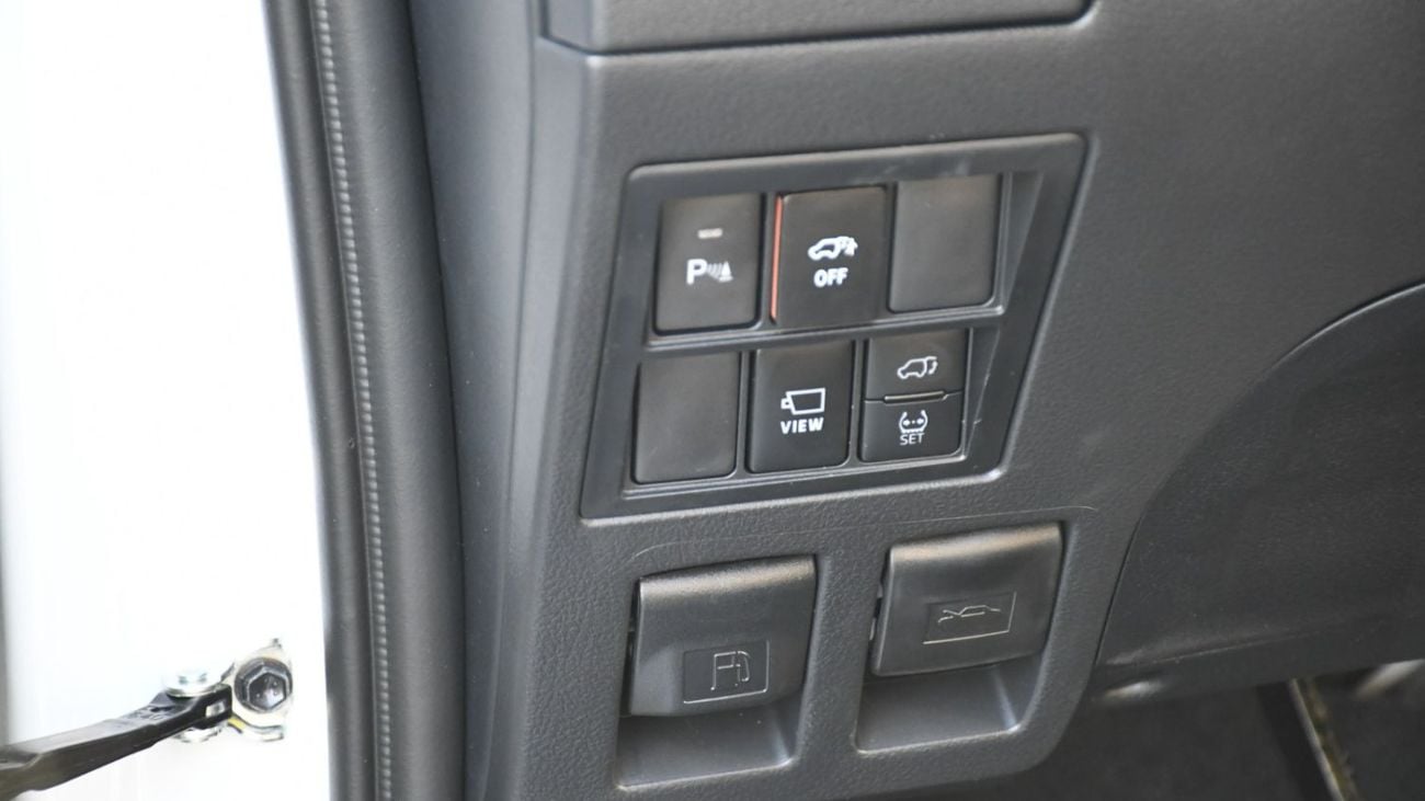 Toyota Fortuner VXR 4.0L (278 HP) VXR V6 4.0L Petrol Full Option 2025YM