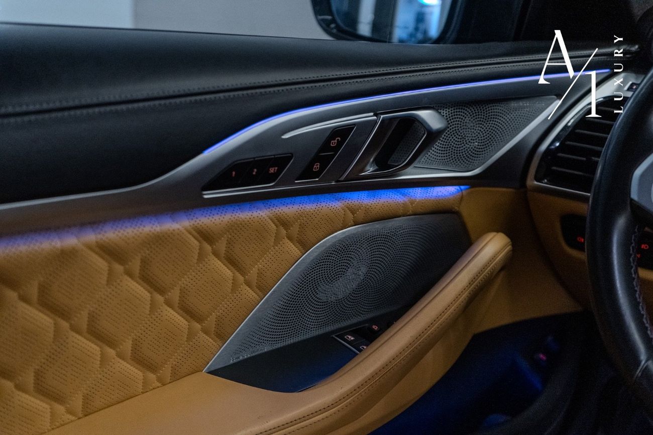 BMW M8 Competition 4.4L (625 HP) 2020 BMW M8 Competition V8, Carbon Fiber Package, Service History, 700+ BH