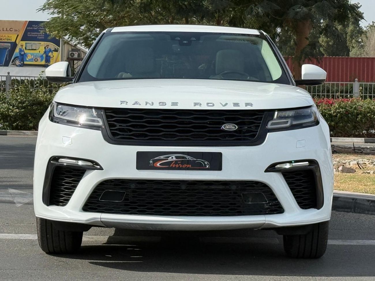 Land Rover Range Rover Velar P250 S 2.0L Diesel RANGE ROVER VELAR S 2018 DIESEL 2.0L TURBO CHARGED FULL OPTIONS TWO KEYS