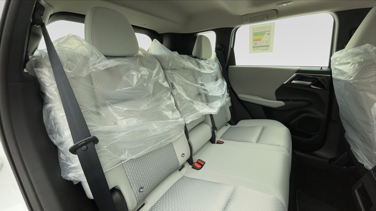 Mitsubishi Outlander MIDLINE WITH SUNROOF 2.5 | Zero Down Payment | Home Test Drive