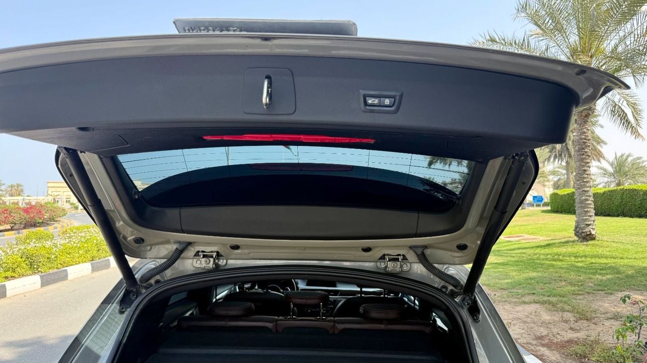 بي أم دبليو X1 sDrive 20i Sport Line 2.0L