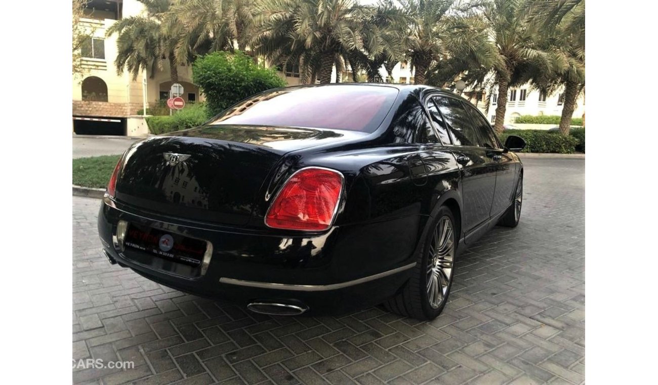 Bentley Continental Flying Spur = DROP PRICE OFFER = FREE REGISTRATION WITH WARRANTY - GCC SPECS -