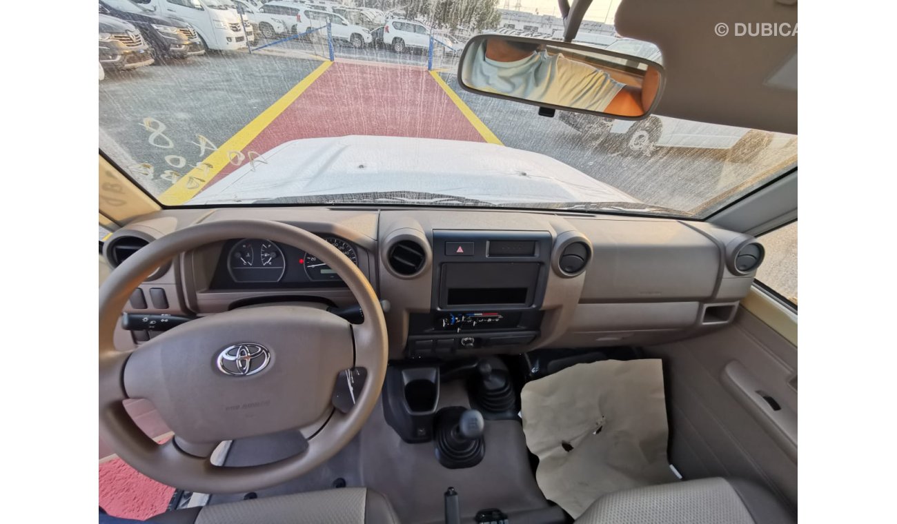 Toyota Land Cruiser Pick Up SINGLE CABIN 2021, V6, 4.0L, BEIGE COLOR