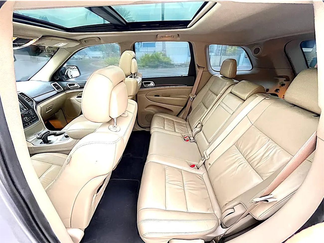 جيب جراند شيروكي L Limited 3.6L | | LIMITED | WELL MAINTAINED | LOW MILEAGE