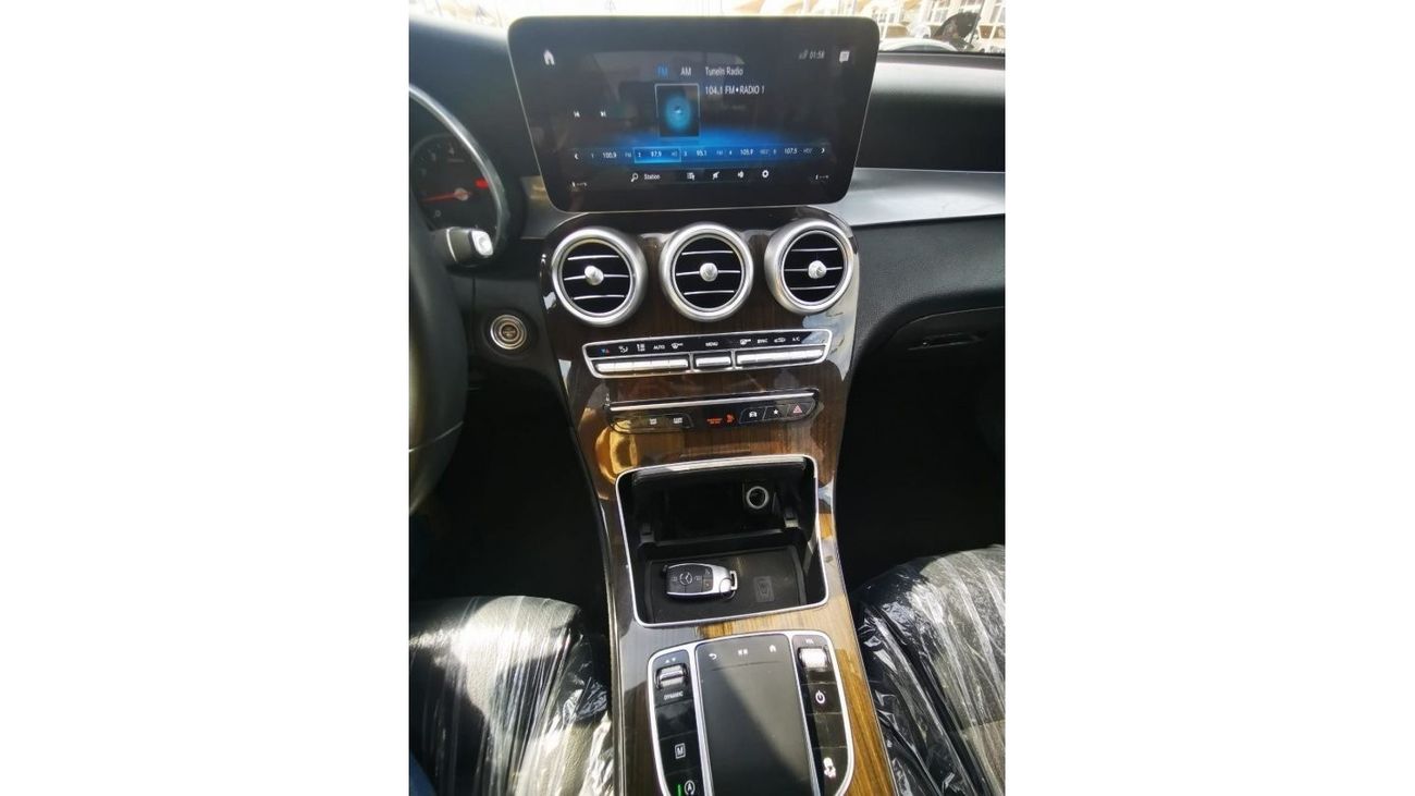 Mercedes-Benz GLC 300 2020 Mercedes GLC 4Matic