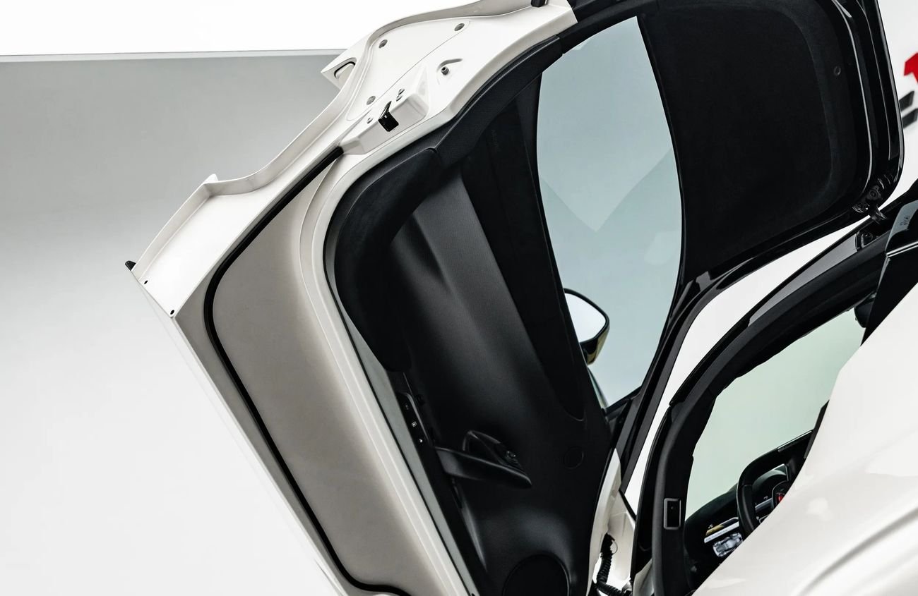 Ferrari LaFerrari 6.3L V-12 Naturally Aspirated Engine + eMotor