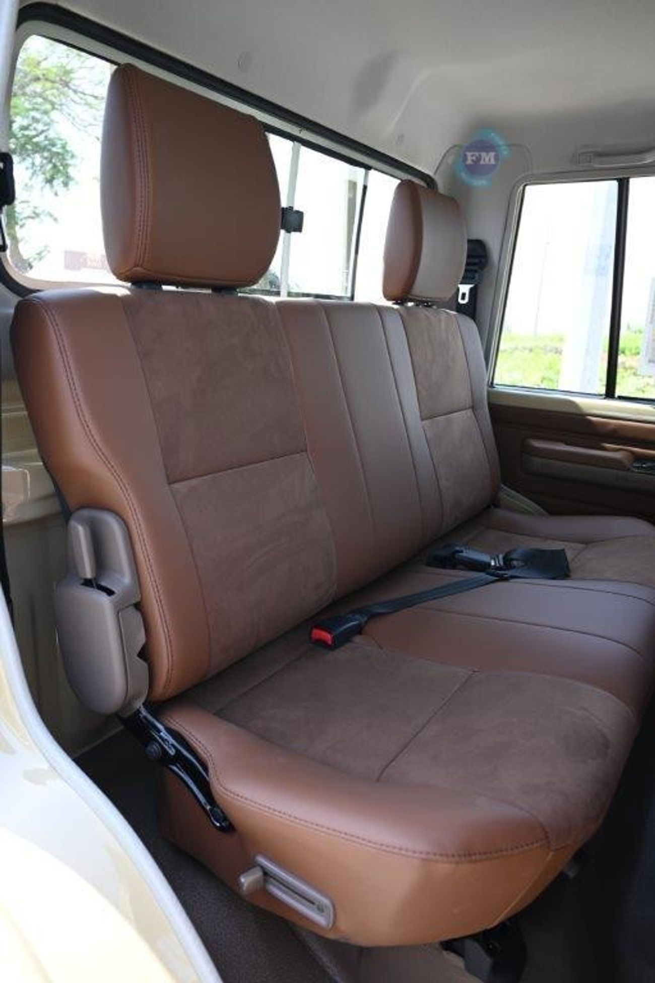 Toyota Land Cruiser Pick Up Double Cab SDLX 2.8L Diesel 4WD 5 Seater Automatic