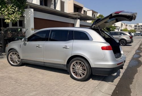 لينكولن MKT ECOBOOST