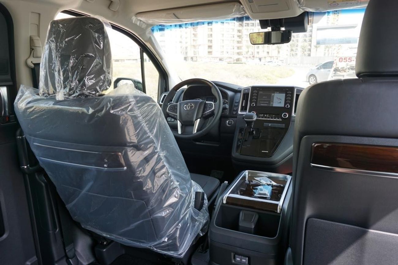 Toyota Granvia 3.5L PETROL V6 AUTOMATIC TRANSMISSION WITH RADAR CRUISE CONTROL  ( FOR RE-EXPORT ONLY )