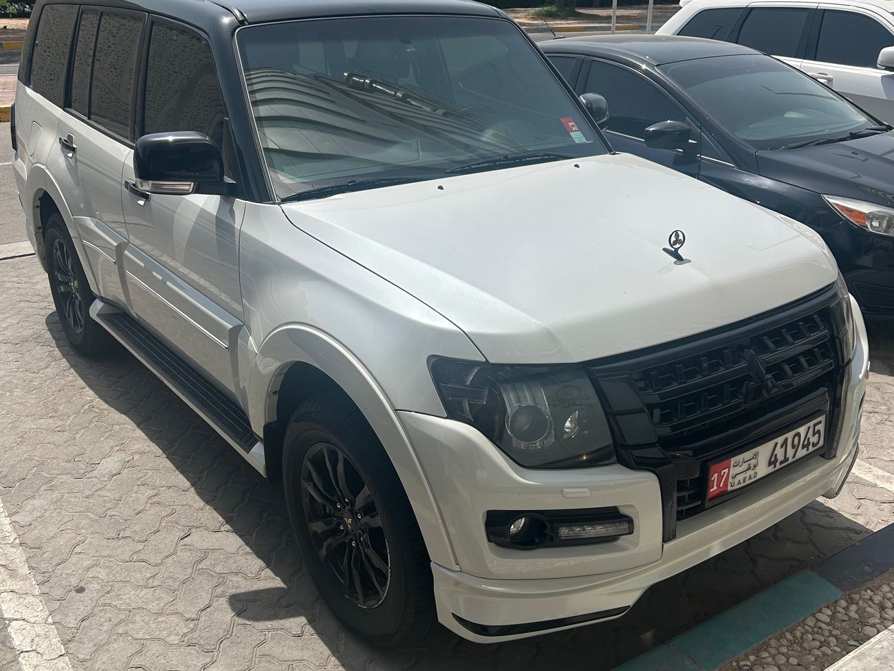 Mitsubishi Pajero Signature Edition