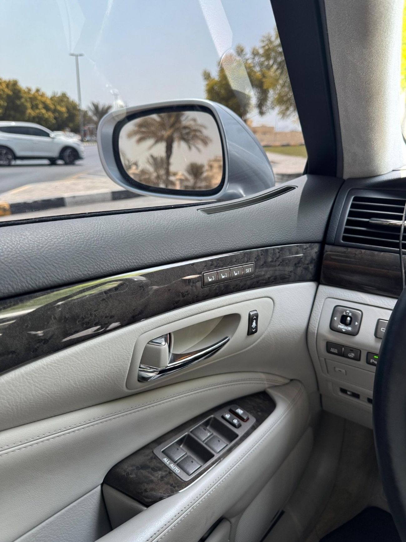 لكزس LS 460 L Titanium 4.6L