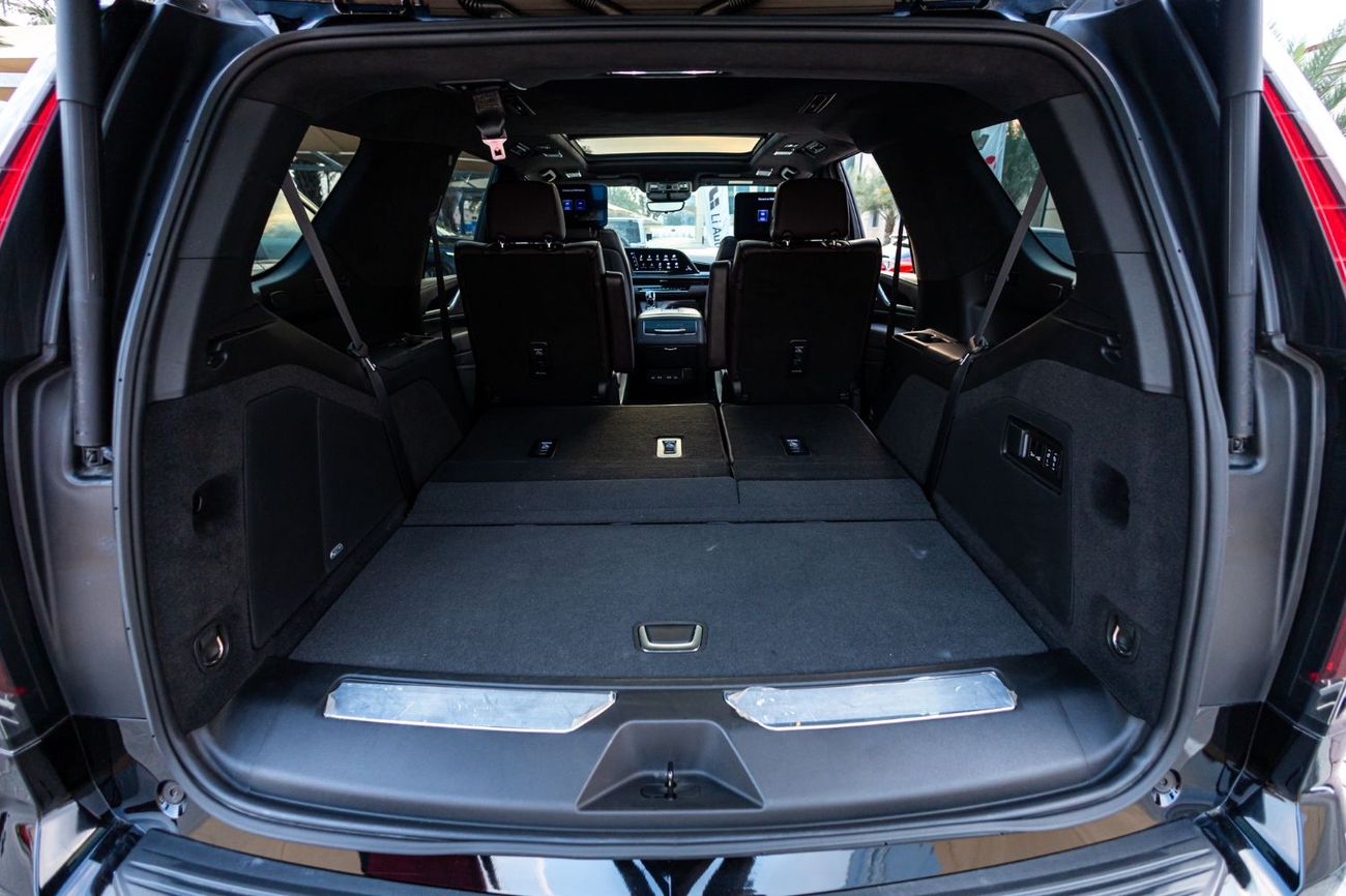 Cadillac Escalade Sport Platinum 6.2L 4WD