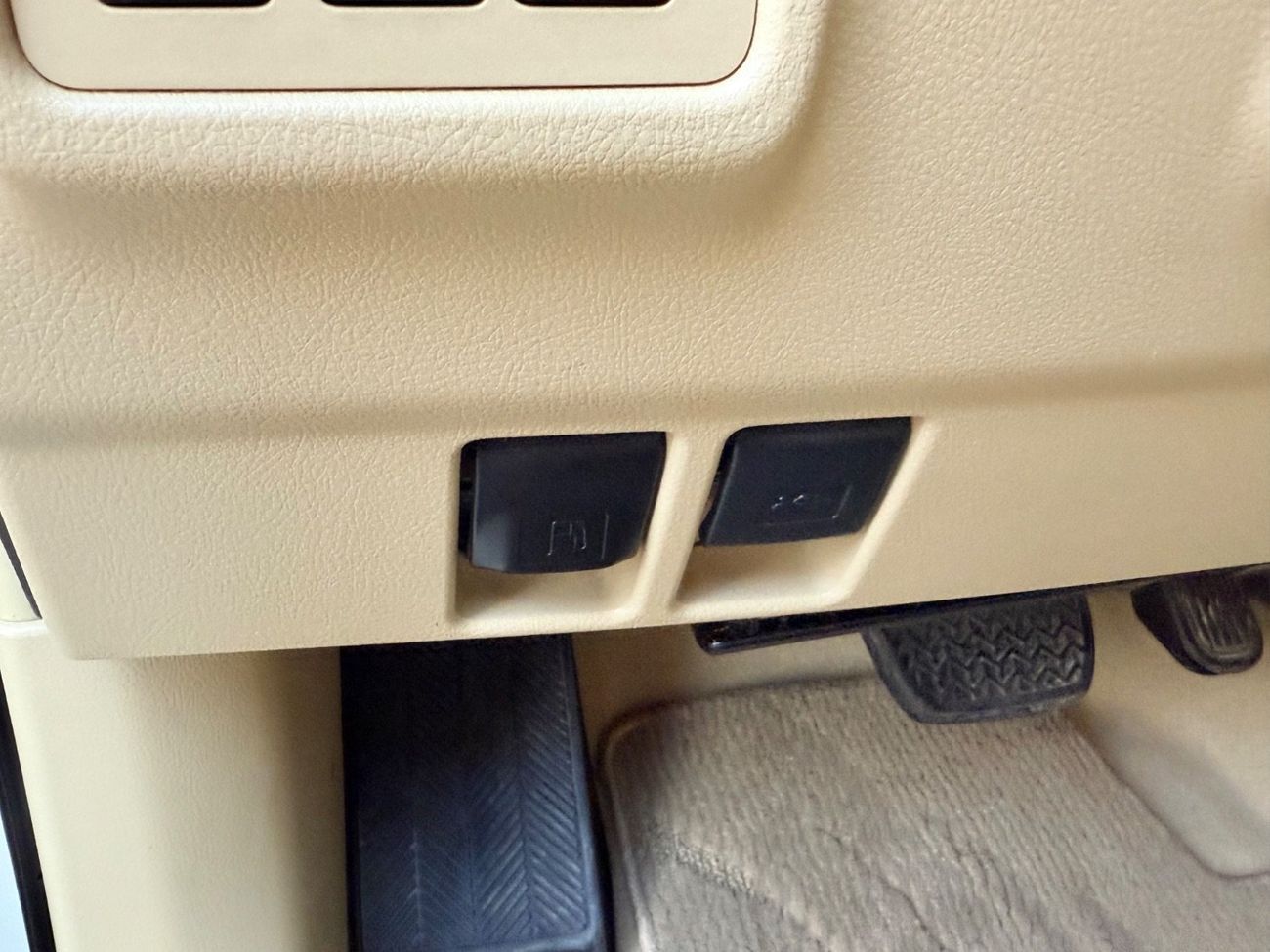 Toyota Prado Toyota Prado 2017 V4TX-L 2.7L (271 HP)