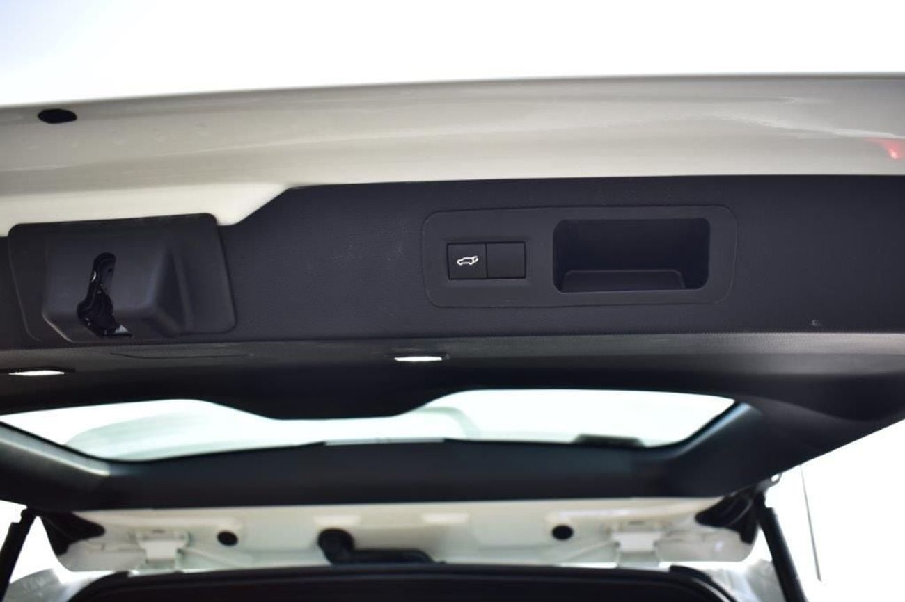 تويوتا لاند كروزر 300 GR Sport V6 4.0L Petrol Automatic