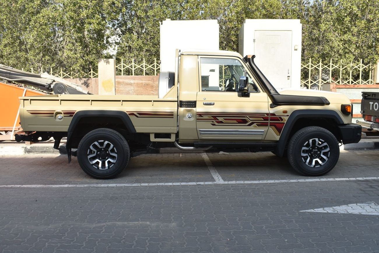 Toyota Land Cruiser Pick Up LC79 4.0 Petrol | SC LX Z A/T