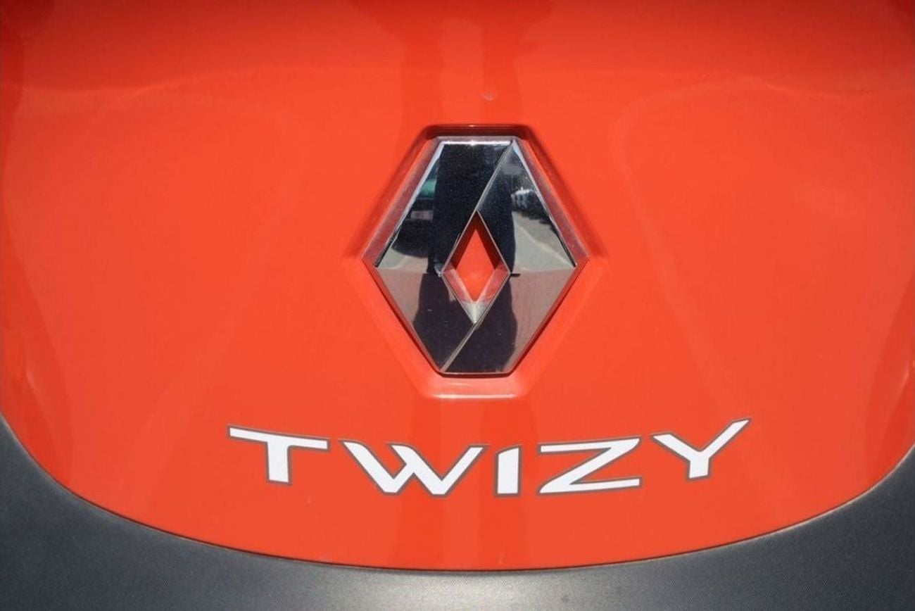 Renault Twizy STD (NON GCC) Std Renault_TWIZY_FULL_ELECTRIC_2018_2017_FULL_ELECTRIC_2SEATS_ELECTRIC