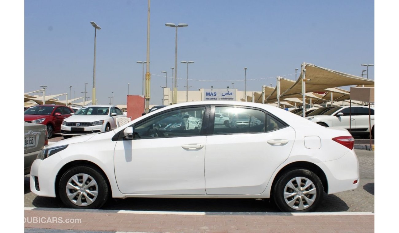 Toyota Corolla SE ACCIDENTS FREE - GCC - ENGINE 1600 CC - CAR IS IN PERFECT CONDITION INSIDE OUT