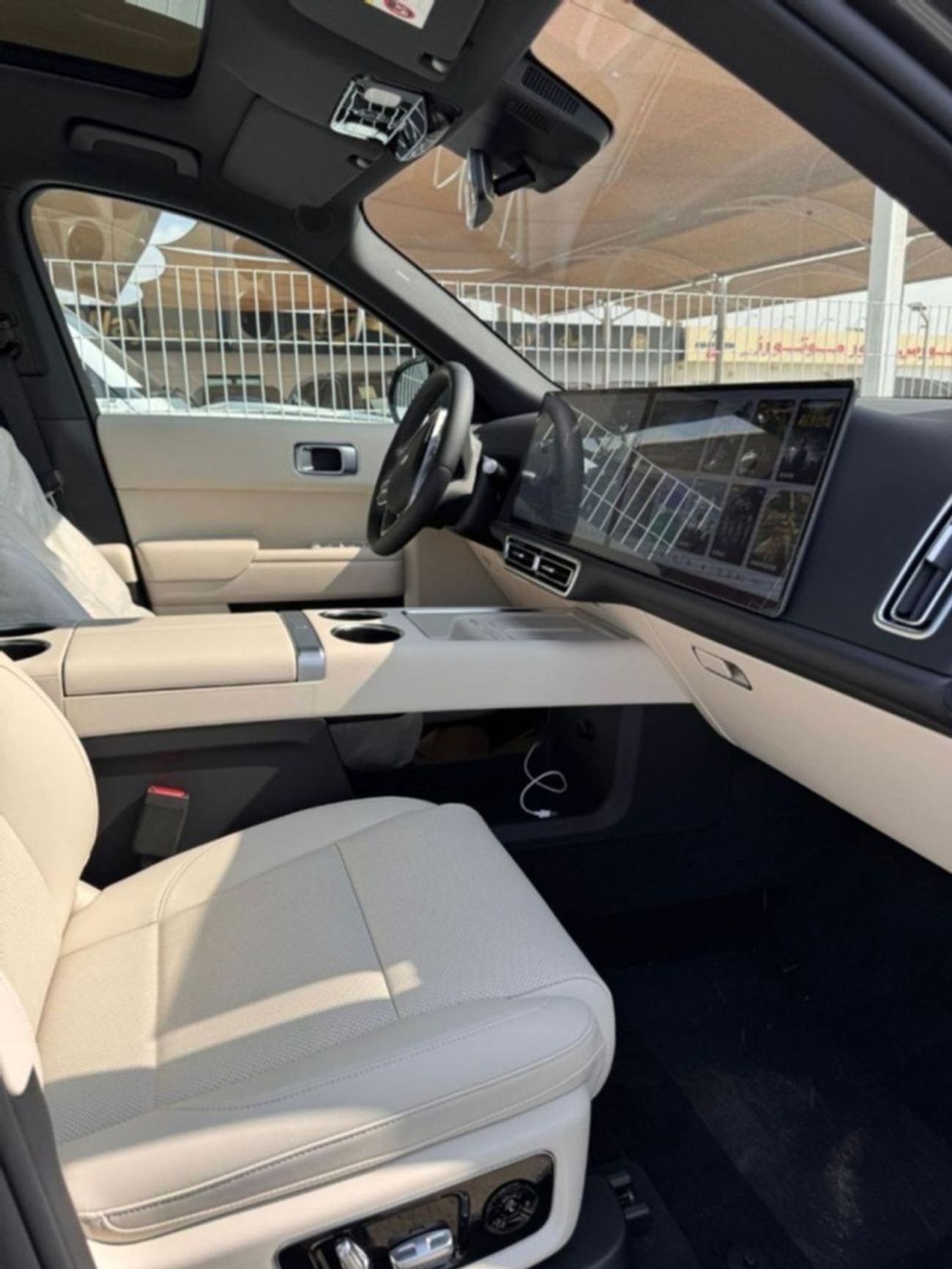 Li Auto L9 2024 LIXIANG L9 ULTRA WITH SIM SLOT  APPLICATION