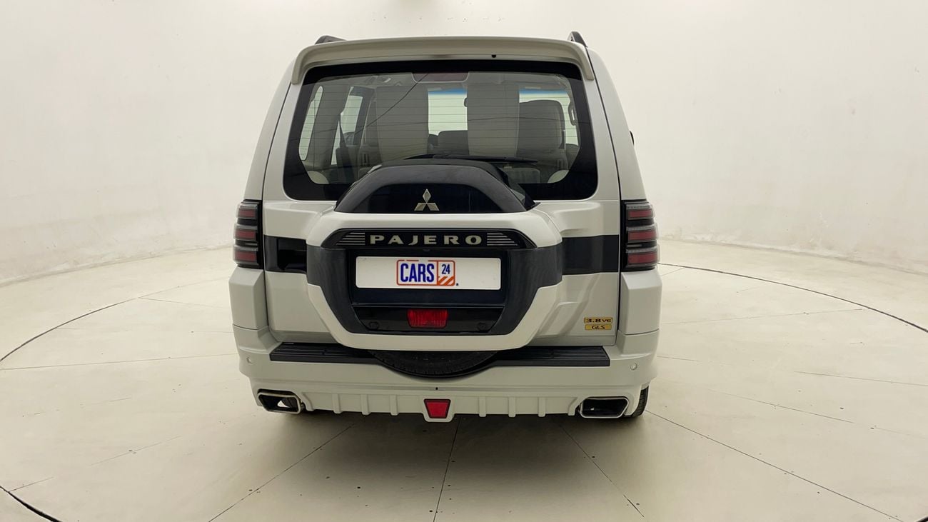 ميتسوبيشي باجيرو GLS HIGHLINE 3.8 | بدون دفعة مقدمة | اختبار القيادة في المنزل