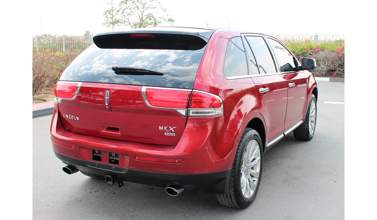 Lincoln MKX 2013 / GCC/ FREE SERVICE CONTRACT UP TO 200K K.M OR 2022 / AL TAYER MOTORS