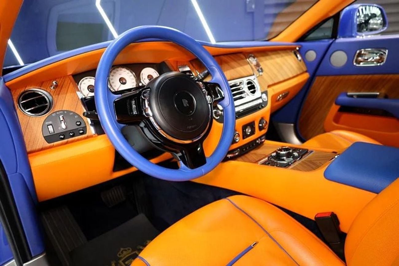 Rolls Royce Wraith STD 2016 Rolls-Royce Wraith, Canadel Wood Panelling, Starlights, Illuminated Spirit of Ecstasy, GCC!!