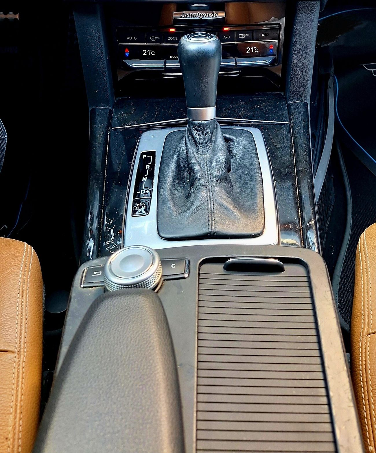 مرسيدس بنز E 250 Mercedes Benz E250 Avantgarde 2010 Excellent condition