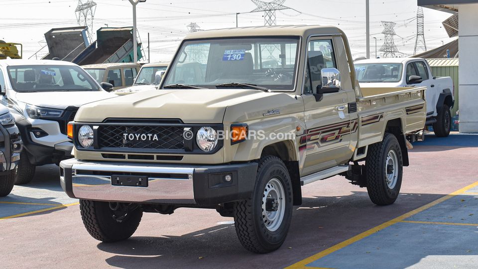 New Toyota Land Cruiser Pick Up LX 4.0L V6 M/T 2024 for sale in Dubai