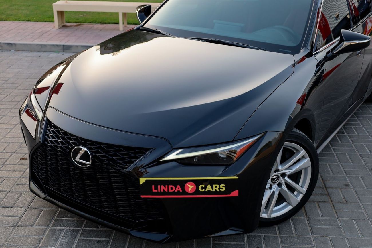 Lexus IS300 Premier Lexus IS300 2021 GCC under Warranty with Flexible Down-Payment.