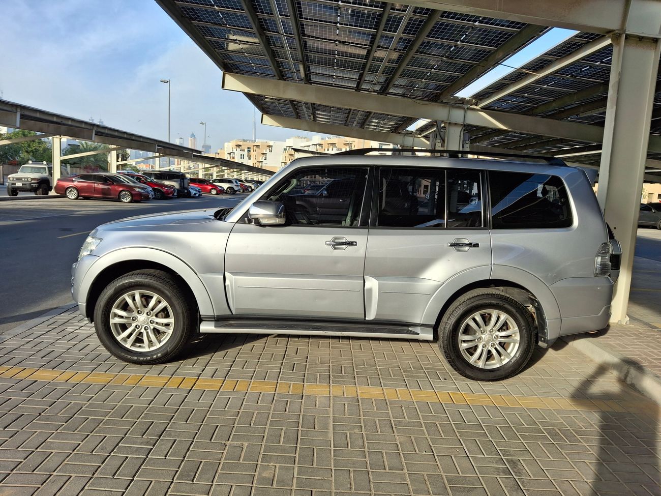 Mitsubishi Pajero GLS Highline 3.8L (274 HP) GLS HIGHLINE 3.8 | Zero Down Payment | Home Test Drive