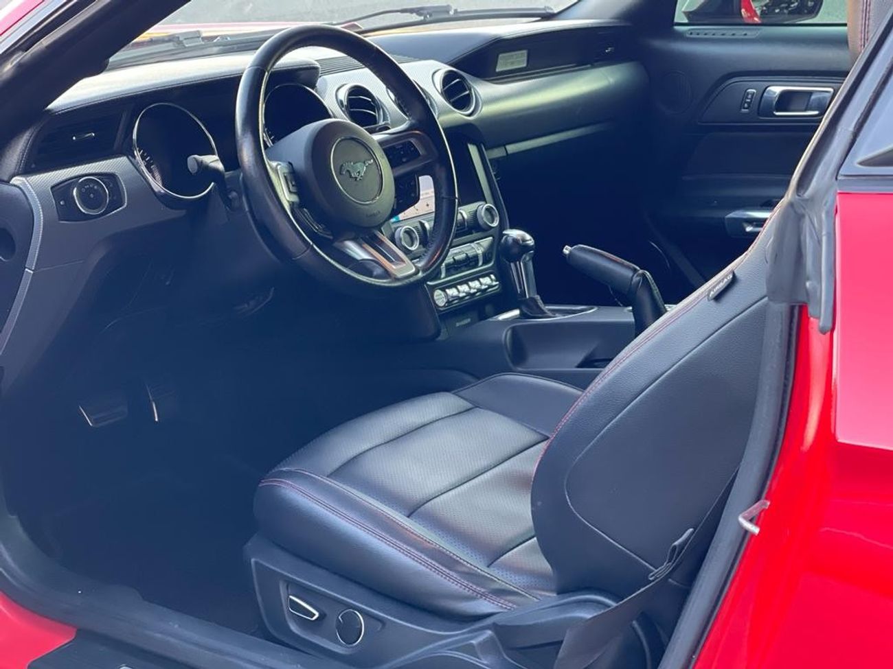 Ford Mustang GT California Special فورد موستنغ GT/CS 5.0  إصدار كالفورنيا موديل 2016  خليجي قير أوتوماتيك  ثمانية