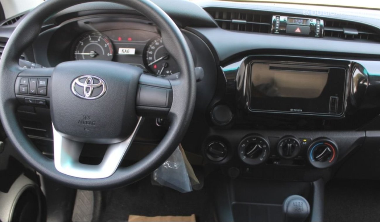 Toyota Hilux Diesel DC 4WD 2.4L DLX-E MT