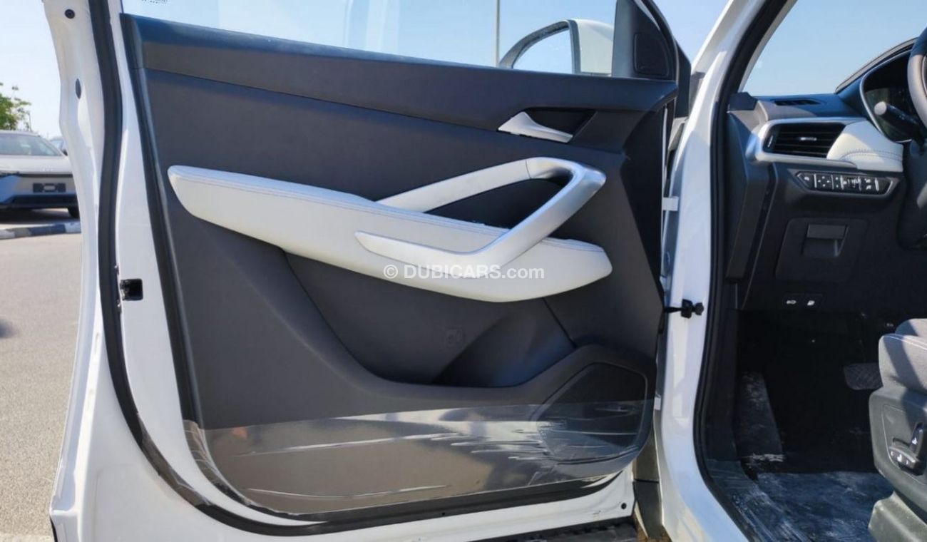 Chevrolet Captiva Only for Local Captive 1.5L Turbo  Petrol, 2023, FWD, White Full option