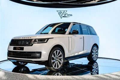 Land Rover Range Rover Autobiography P530 | Pearl White | Black Roof | Burgundy Interior | Shadow Exterior Package | GCC Sp