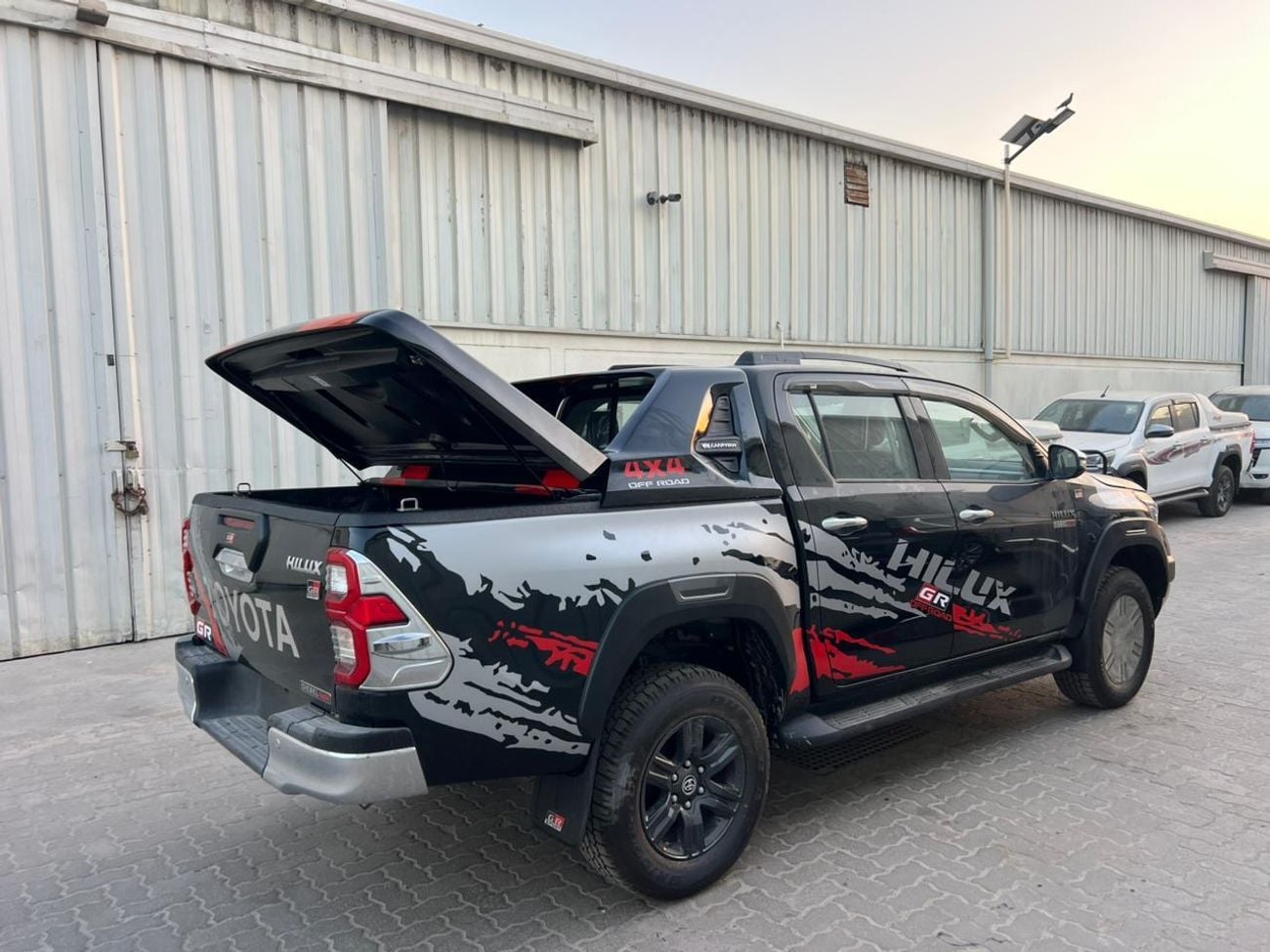 Toyota Hilux GR SPORT TOYOTA HILUX 2.4L DIESEL 4X4 FULL OPTION MY 2026