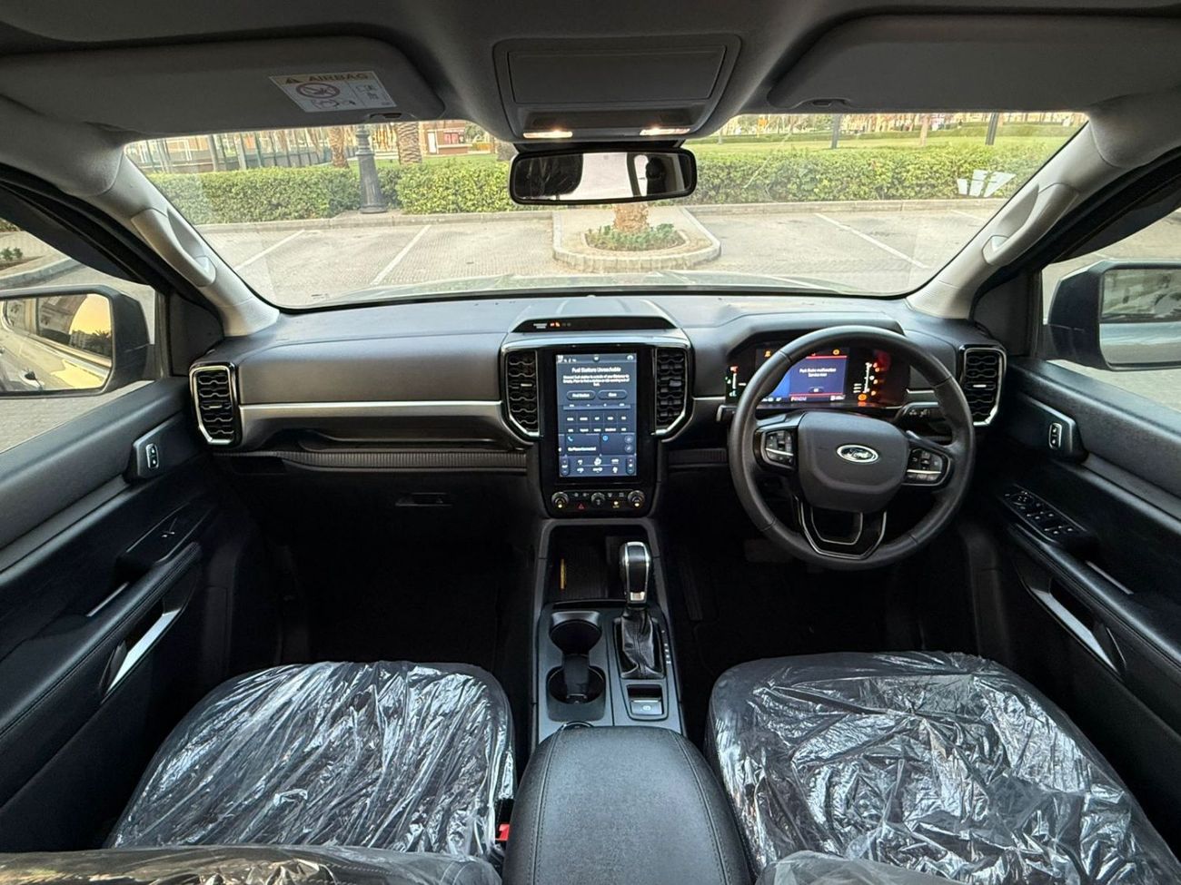 Ford Ranger diesel 2.0 liter ,right hand drive automatic gear 2024 model only for export available