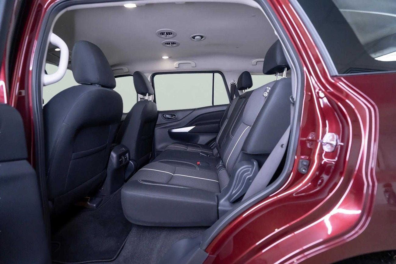 Nissan XTerra Titanium 2.5L RWD TITANIUM 2.5