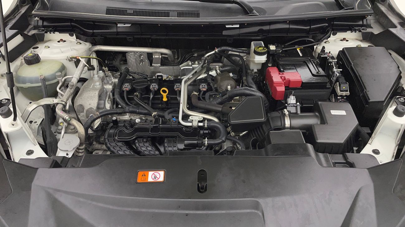 ميتسوبيشي آوتلاندر HL SYNTHETIC LEATHER WITH SUNROOF 2.5 | بدون دفعة مقدمة | اختبار القيادة في المنزل