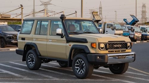 تويوتا لاند كروزر 70 2026 Toyota Land Cruiser LC76 4.0L AT Petrol