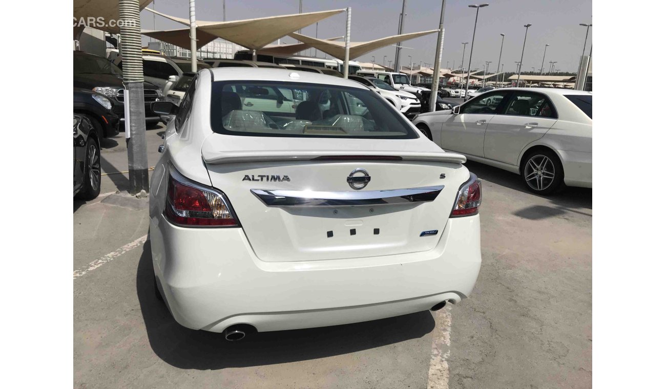 Nissan Altima بيع او مبادله