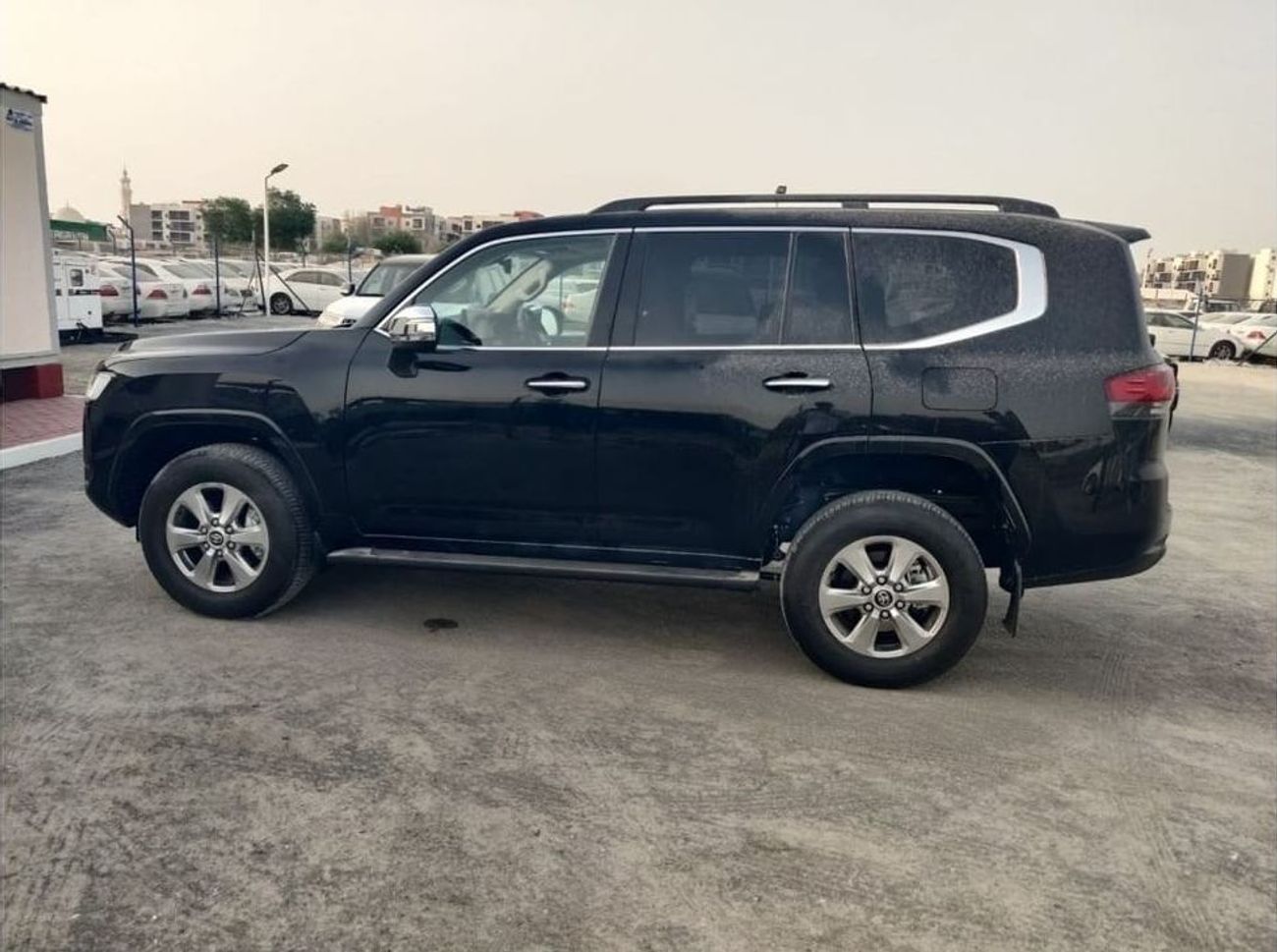 تويوتا لاند كروزر LAND CRUISER RHD SAHARA