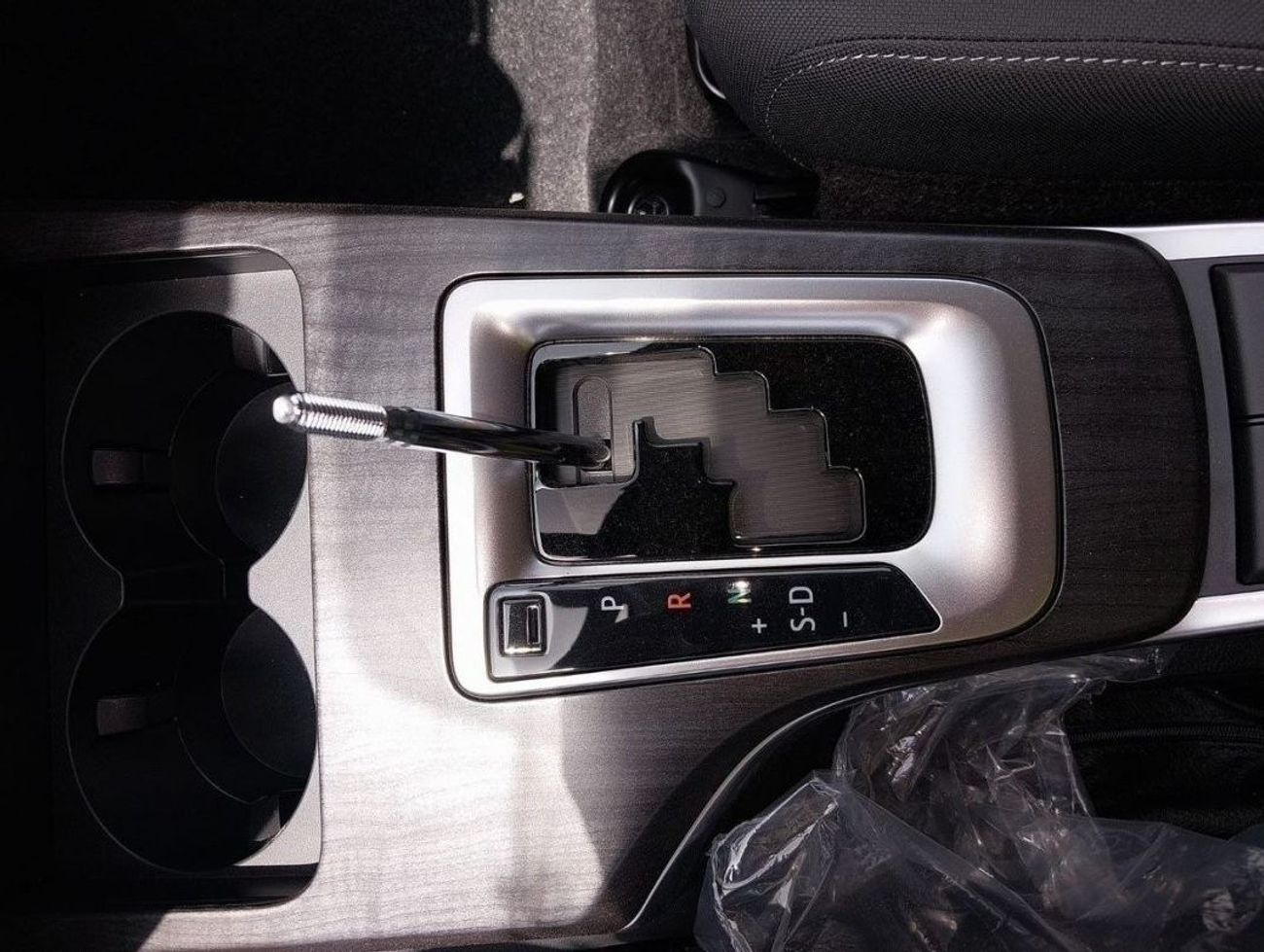 Toyota Fortuner GX2 4X4 Diesel 2.4L