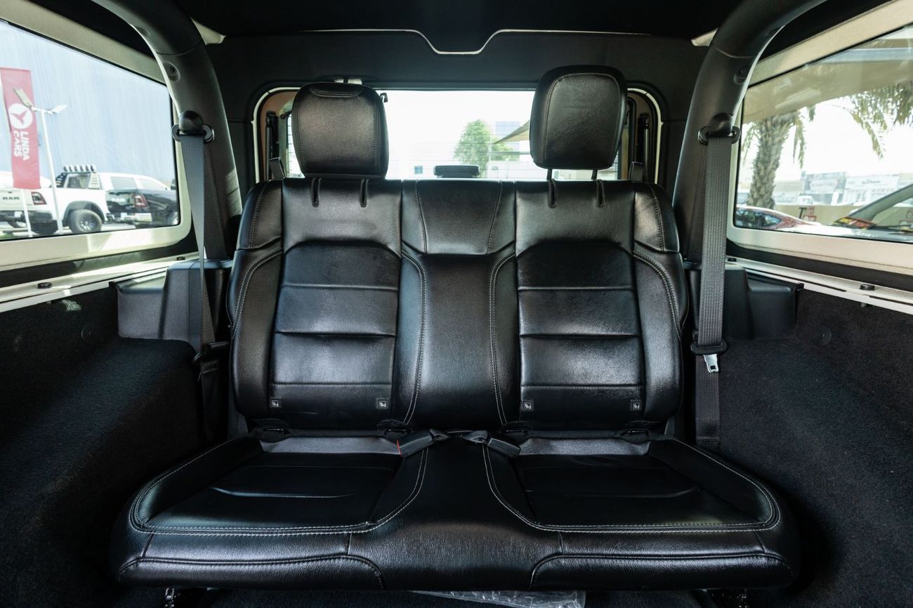 جيب رانجلر Sahara 3.6L A/T (5 Seater)