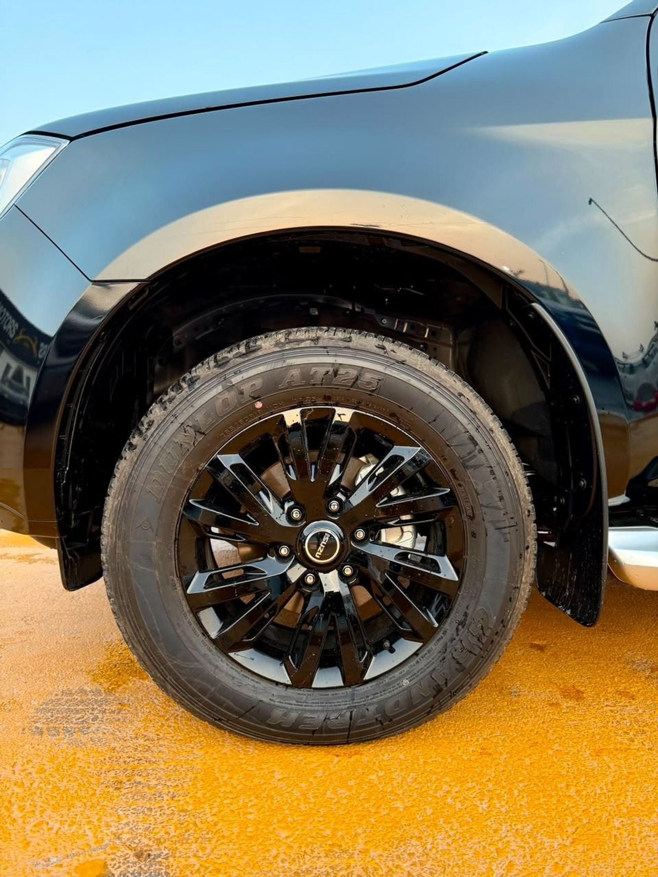إيسوزو D ماكس ISUZU DMaX - LS - SPoRT EDiTiON - 3.0L - CREW CaB - 4WD - 2027 - BLACK