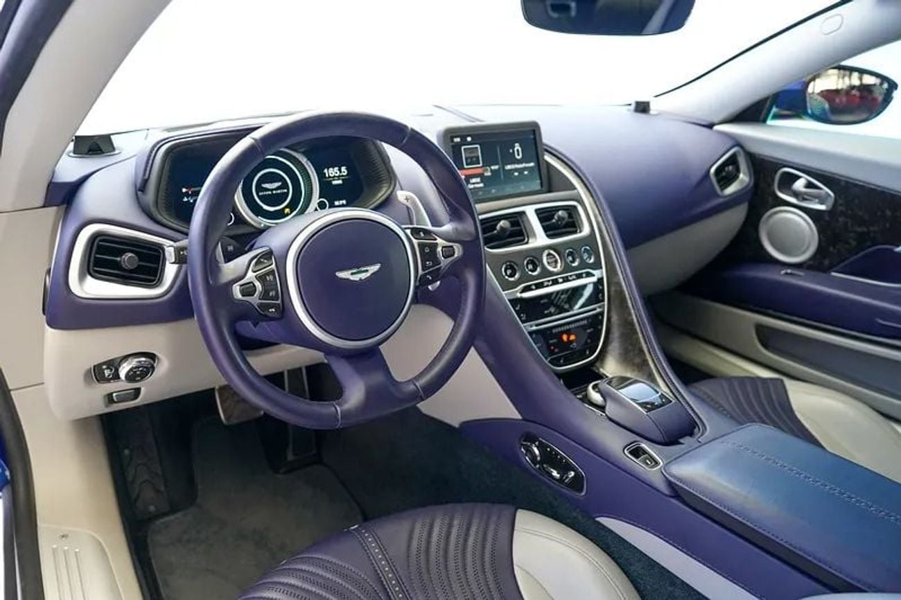 Aston Martin DB11 STANDARD 5.2L