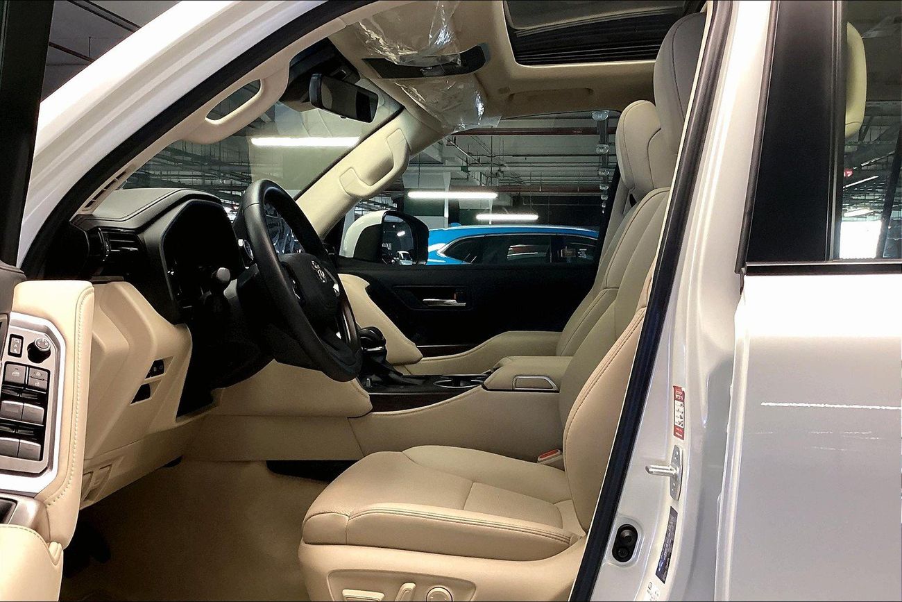 تويوتا لاند كروزر GXR | شامل الضمان | 0 ﺪﻔﻋﺓ ﺃﻮﻟﻯ