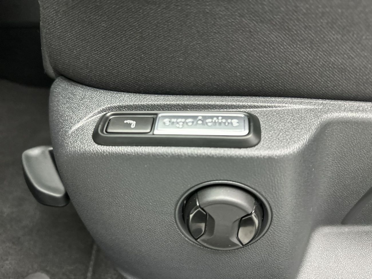 فولكس واجن T ROC Style 1.4L