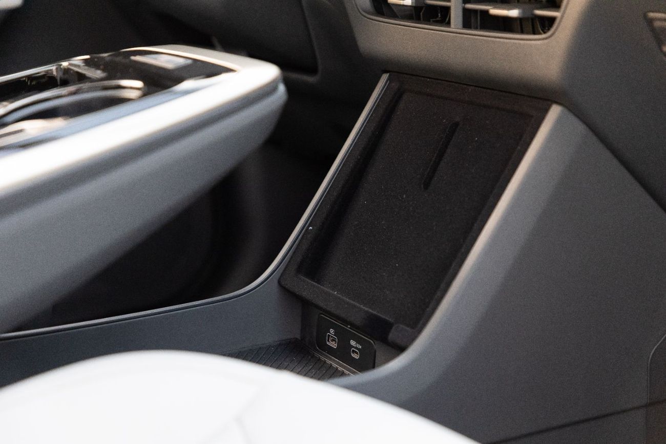 Jetour Dashing 2024 Jetour Dashing 1.6 - Grey inside Beige