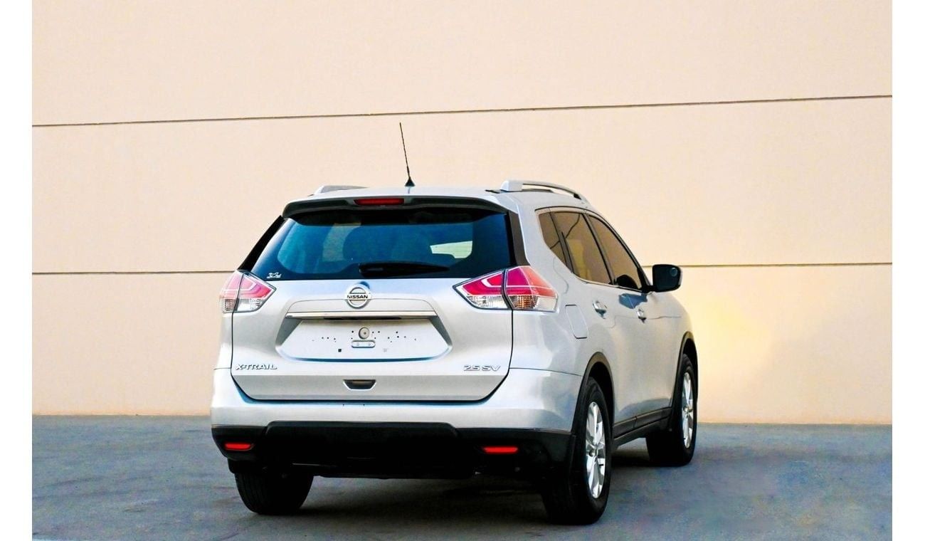 Nissan XTrail Nissan X-Trail 2015 GCC 4x4 in excellent condition, inside and out