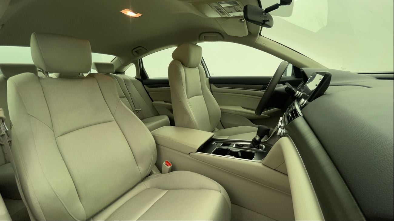 هوندا أكورد LX 1.5 | بدون دفعة مقدمة | اختبار القيادة في المنزل